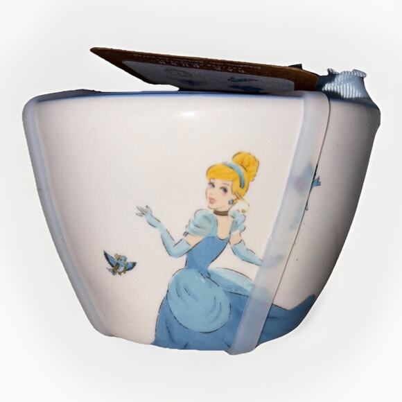 Rae Dunn Cinderella Disney Princess Ceramic Measuring Cups Set Of 4 New - Picture 1 of 3